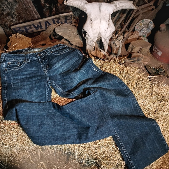 Cowgirl tuff bootcut Jeans - Picture 2 of 6